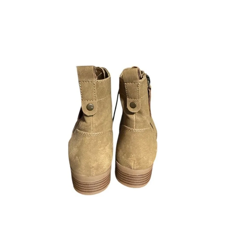 Xappeal Tan‎ Faux Suede Lace Up Ankle Boots Side Zip Combat Booties Size 6.5